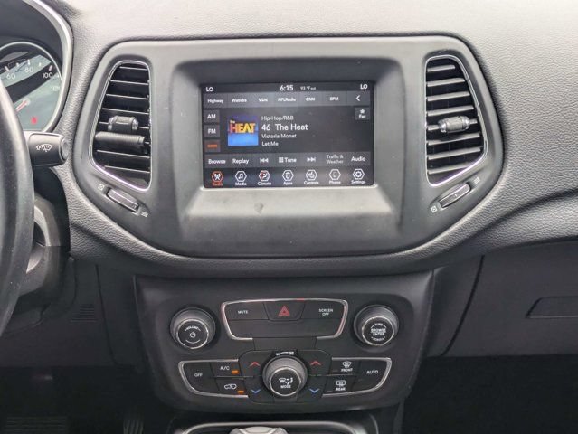 Certified 2019 Jeep Compass Latitude w/ Popular Equipment Group AWD/4WD image 18
