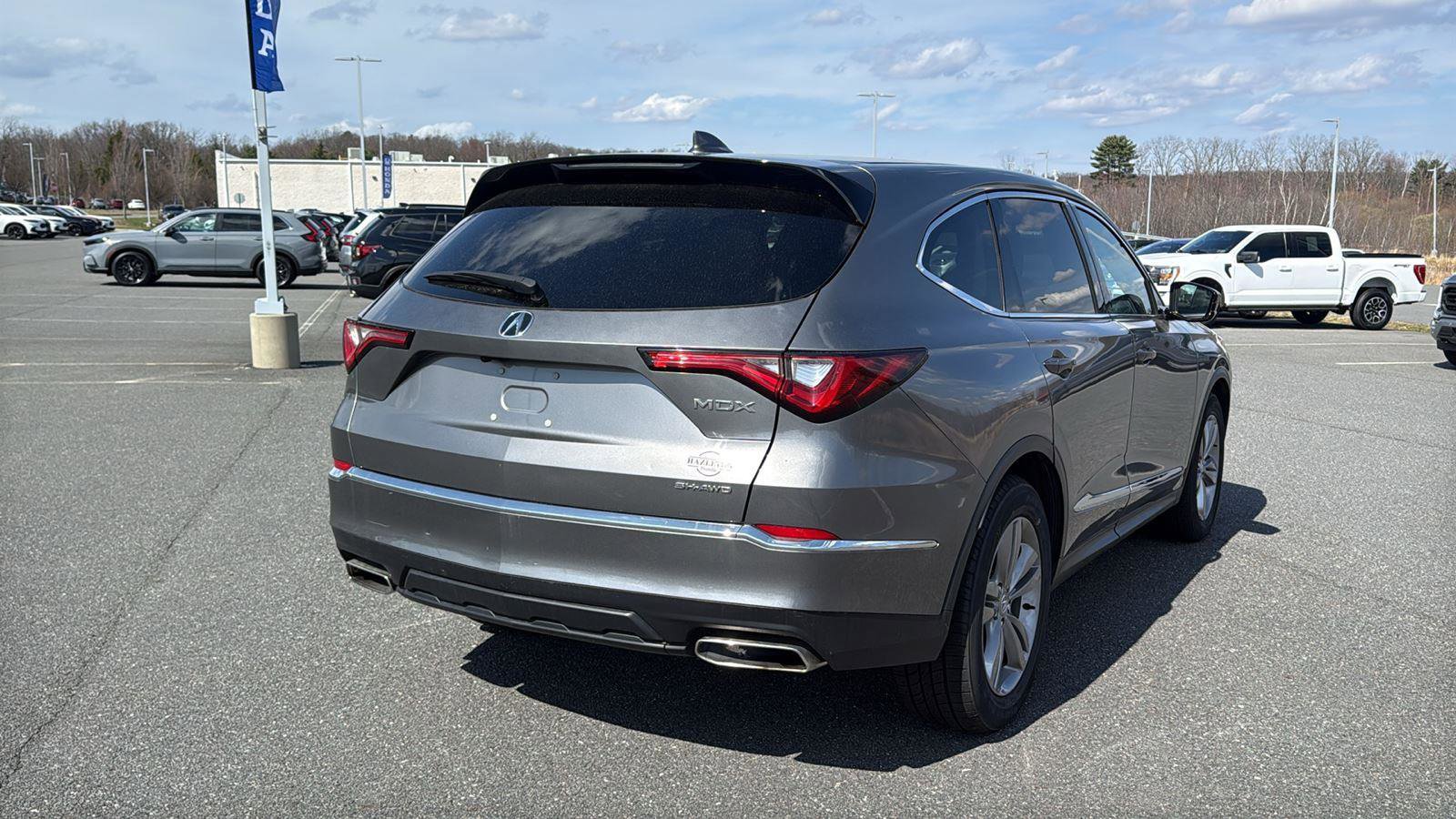 Used 2023 Acura MDX SH-AWD image 6