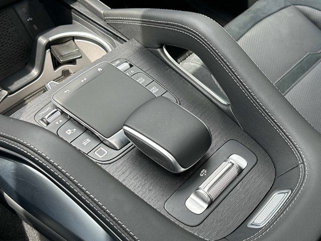Certified 2026 Mercedes-Benz GLE 53 AMG 4MATIC image 32
