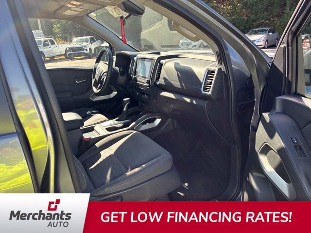 Used 2023 Nissan Frontier SV w/ Technology Package AWD/4WD image 9