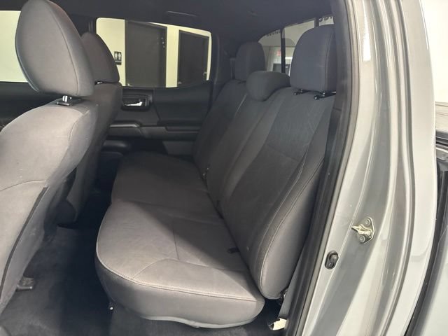 Used 2019 Toyota Tacoma TRD Off-Road w/ Technology Package AWD/4WD image 21