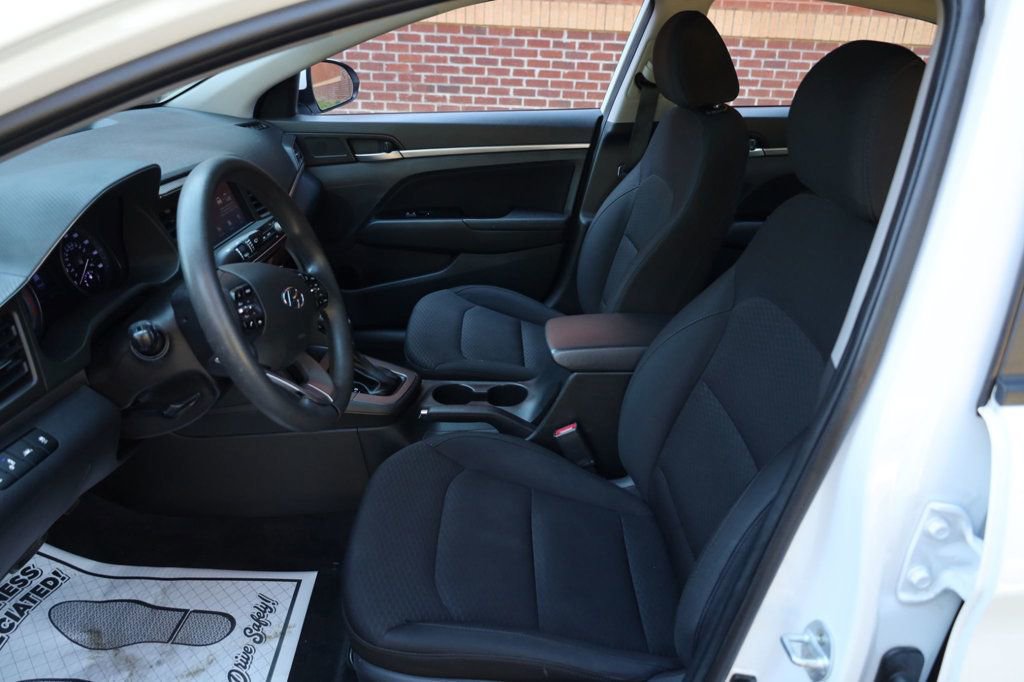 Used 2019 Hyundai Elantra SEL w/ Cargo Package image 14