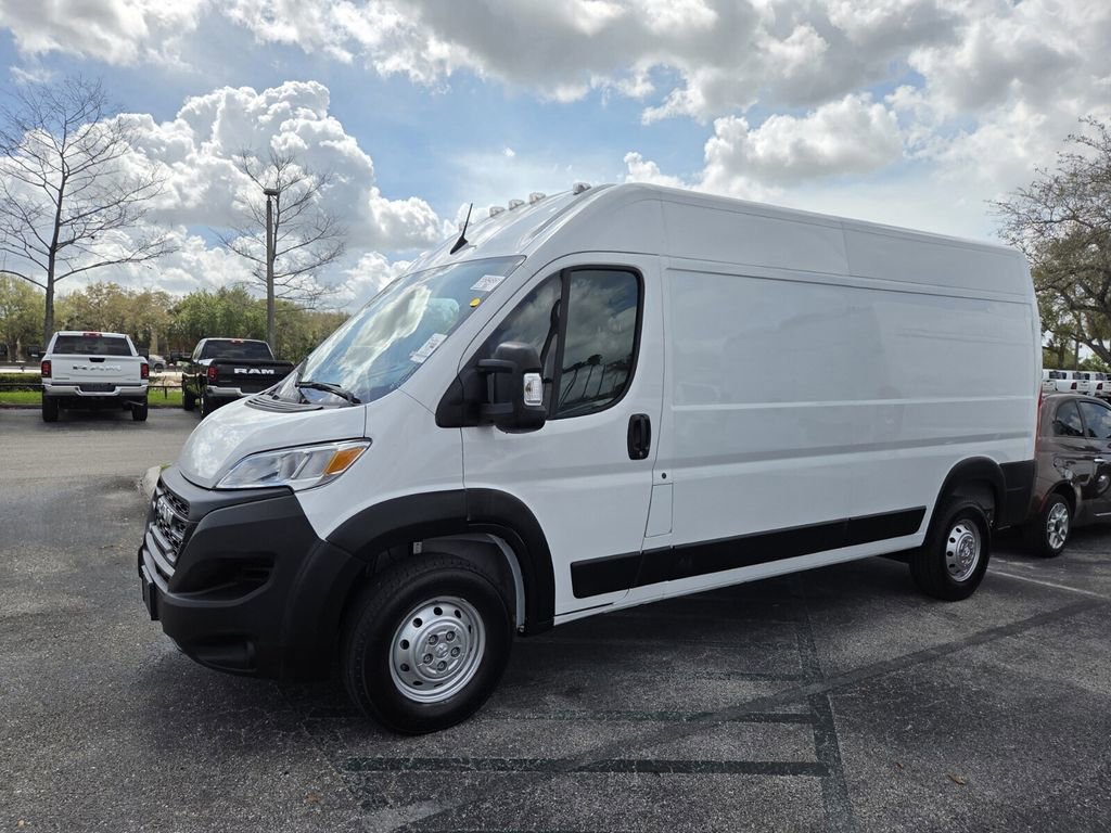 Used 2023 RAM ProMaster 2500 image 3