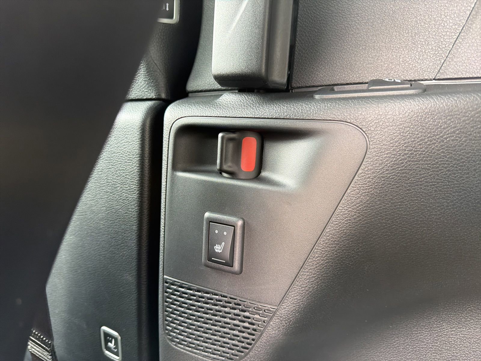 New 2027 Chrysler Pacifica Limited FWD image 25