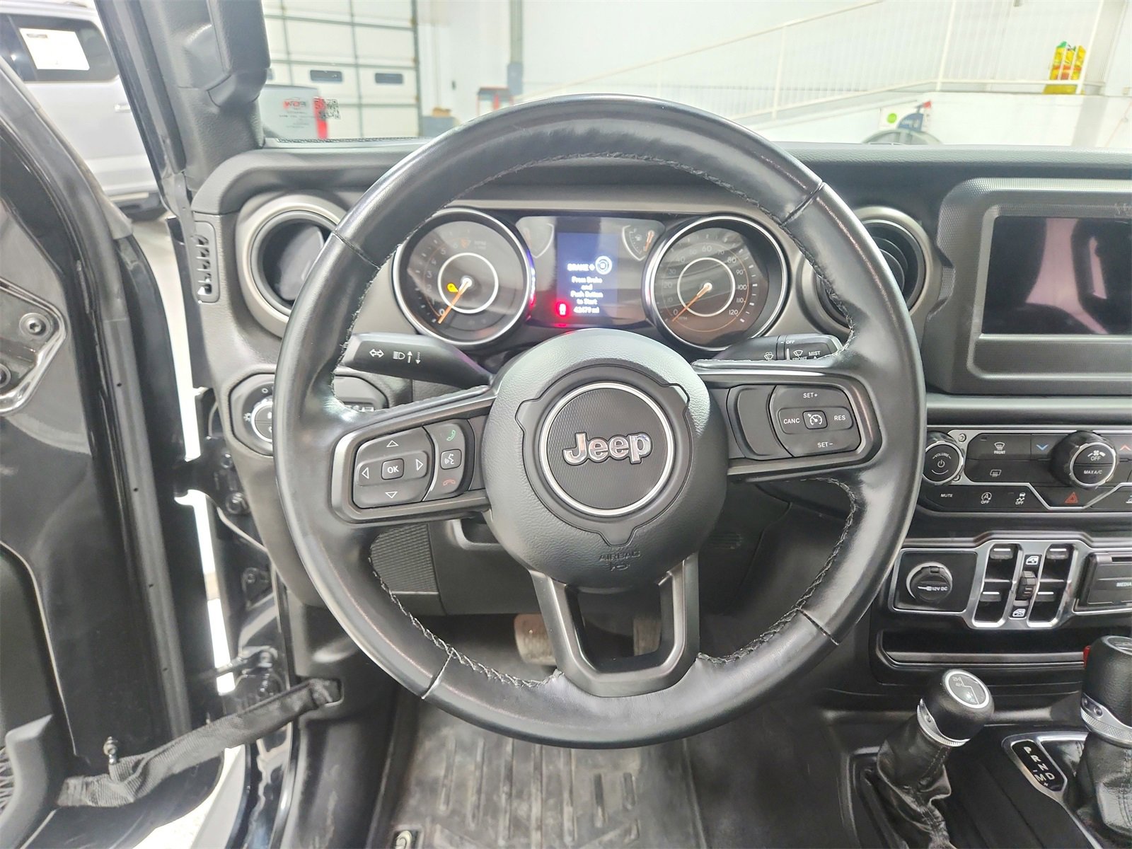 Used 2022 Jeep Gladiator Sport image 21