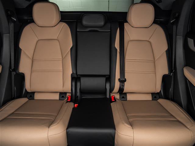 New 2026 Porsche Cayenne Coupe image 28