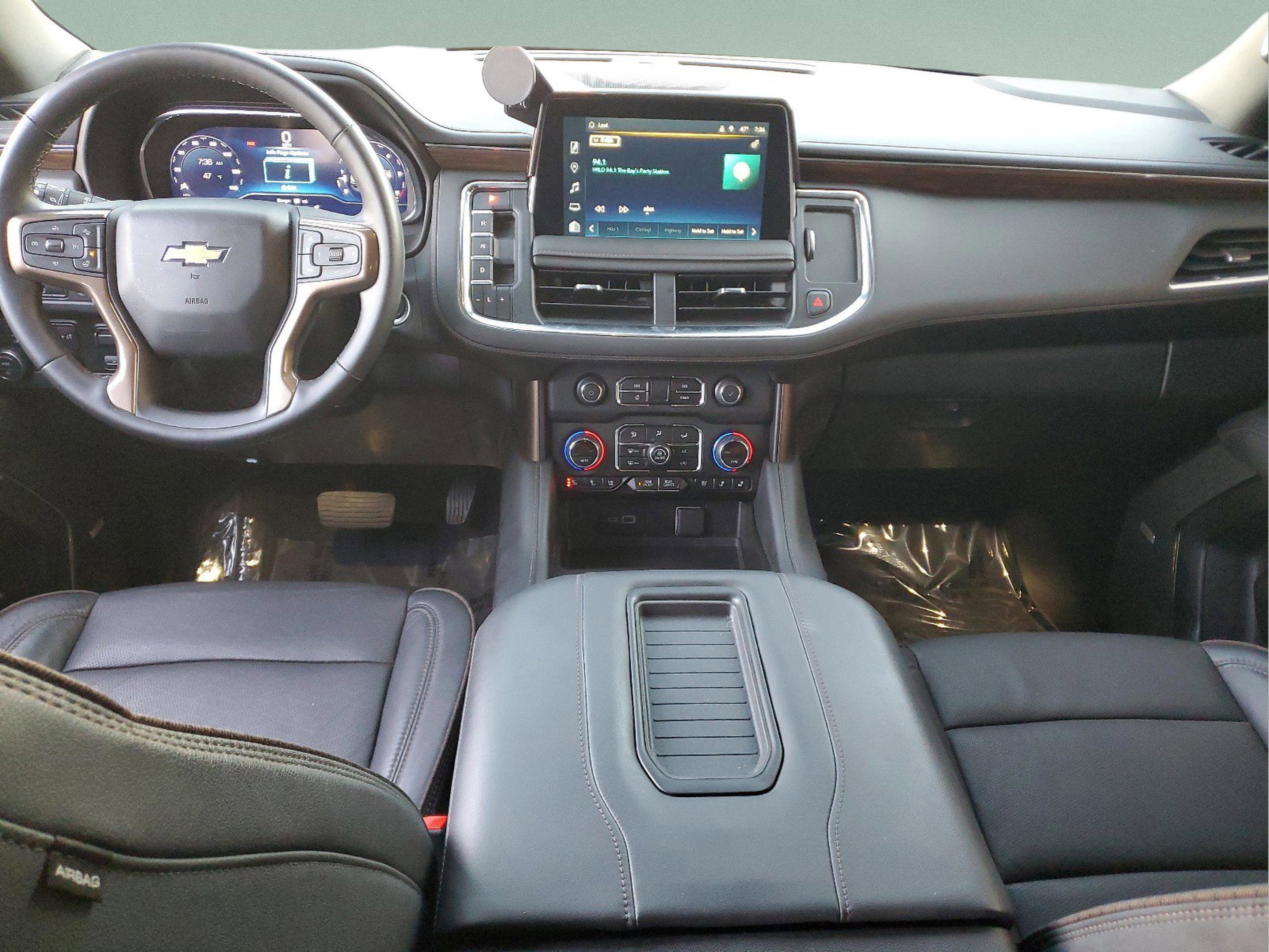 Used 2024 Chevrolet Tahoe High Country image 11