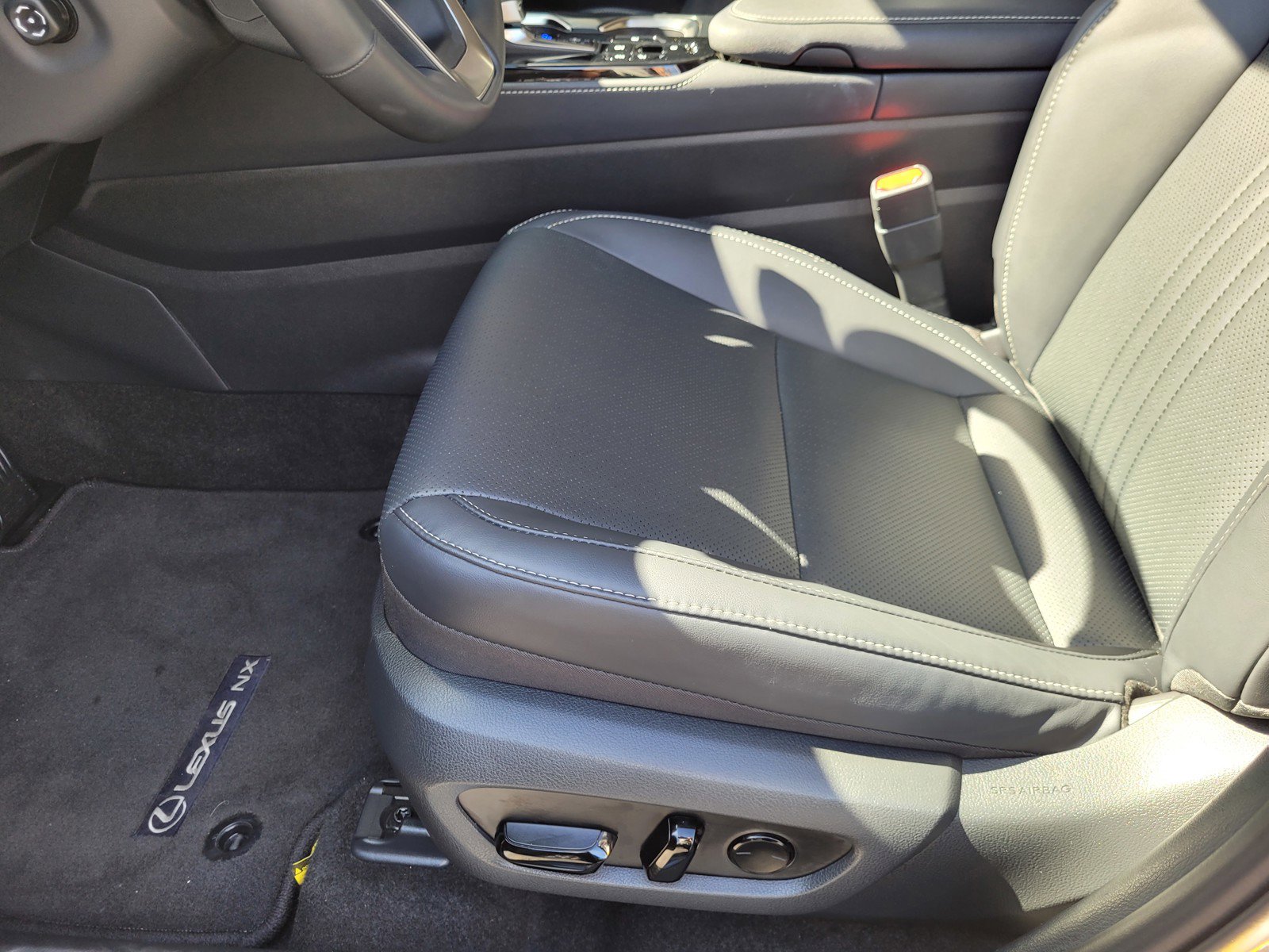 Certified 2025 Lexus NX 350h 350h Premium w/ Cold Area Package image 25