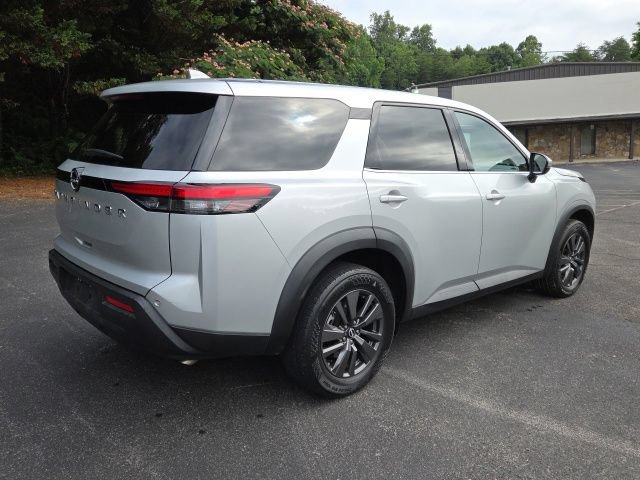 Used 2022 Nissan Pathfinder S FWD image 7
