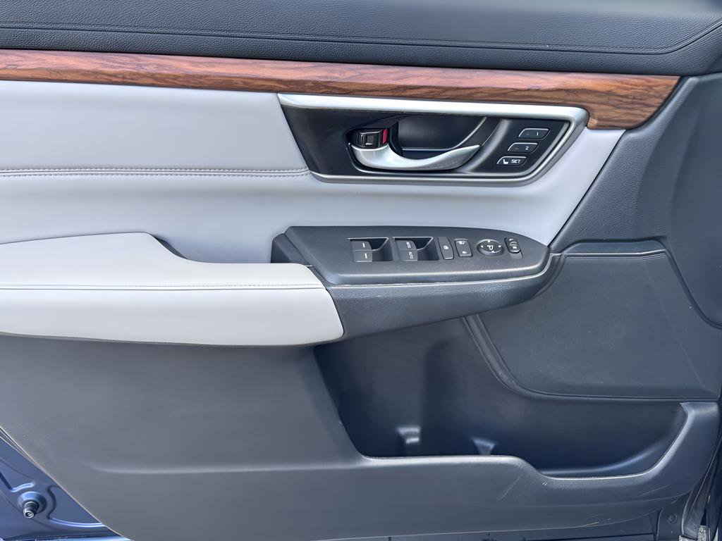 Used 2021 Honda CR-V Touring image 30
