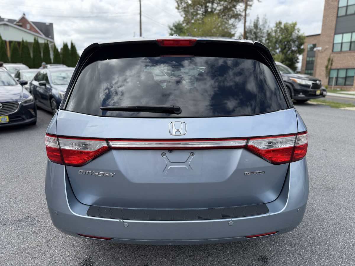 Used 2011 Honda Odyssey Touring image 6