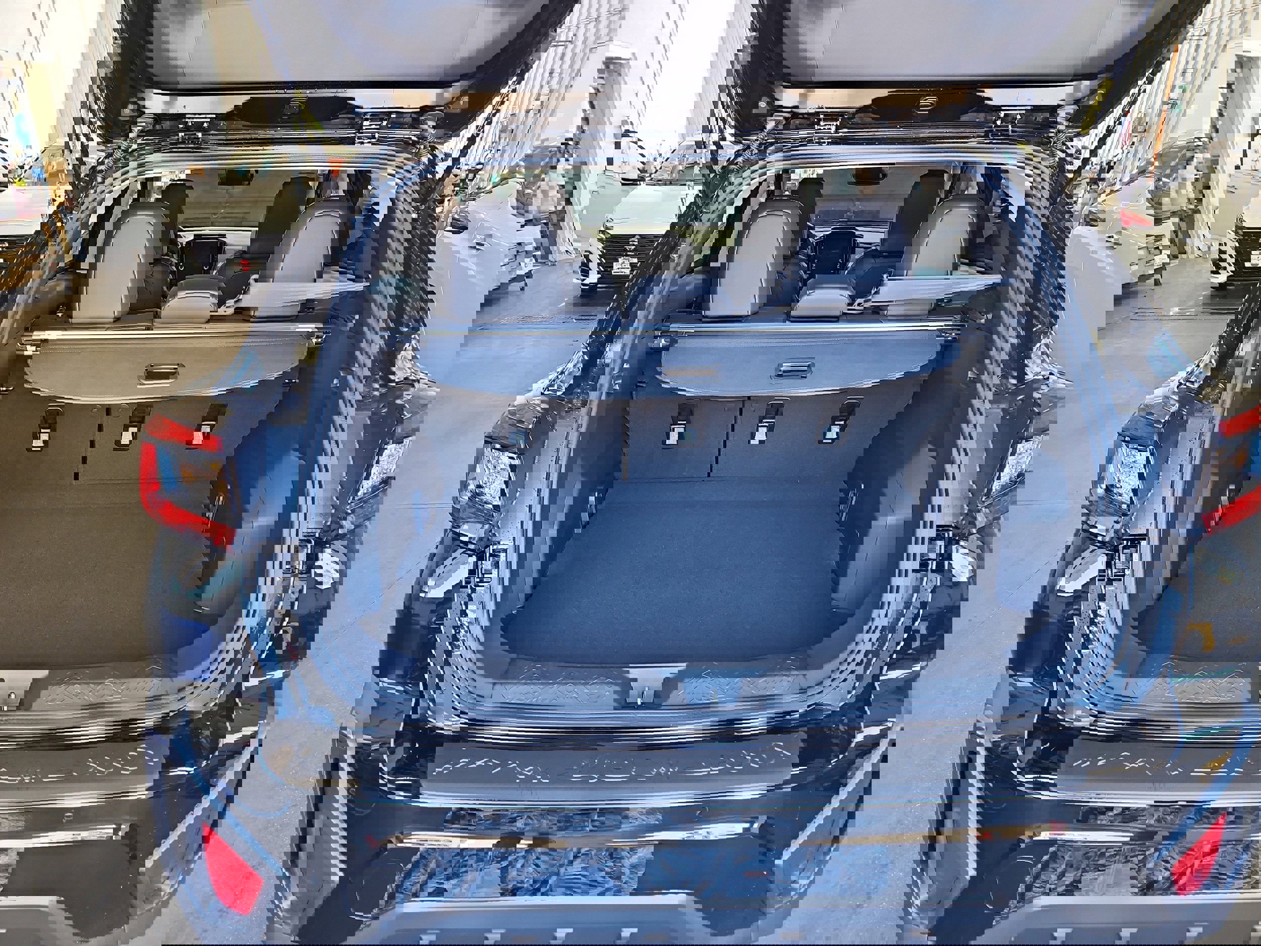 New 2025 Subaru Crosstrek 2.5i Limited w/ Popular Package #4A image 13