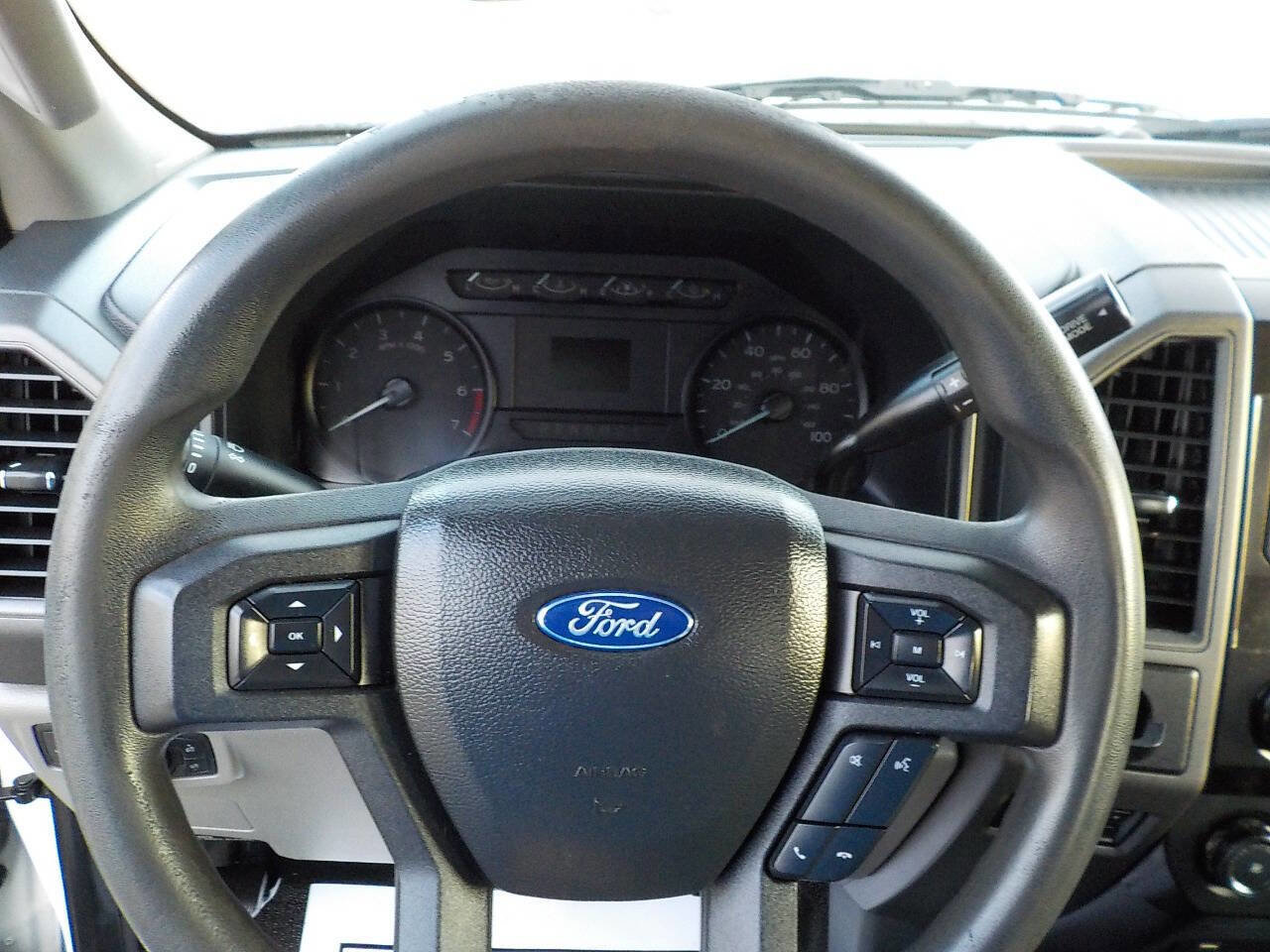 Used 2022 Ford F250 XL w/ Power Equipment Group image 18