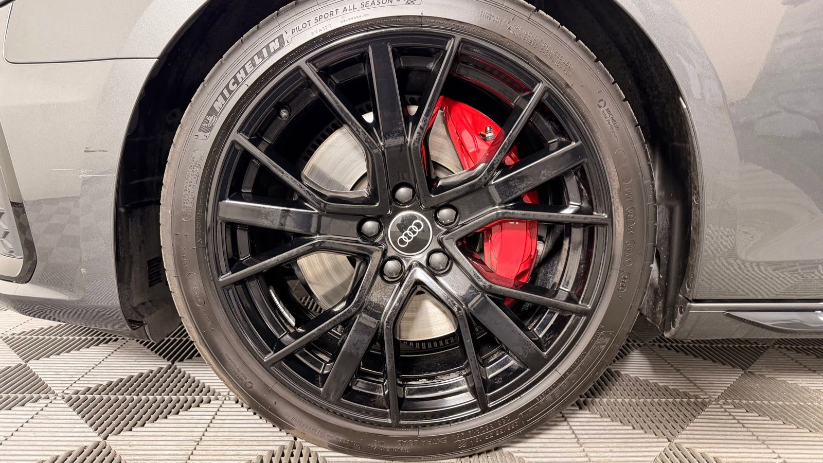 Used 2023 Audi S4 Premium Plus w/ Premium Plus Package image 4