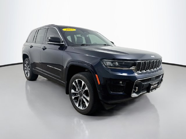 Used 2025 Jeep Grand Cherokee Overland w/ Luxury Tech Group IV
