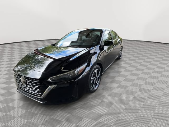 Used 2024 Nissan Sentra SV FWD image 3