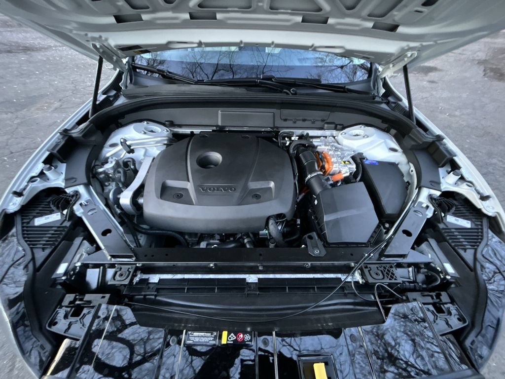 New 2026 Volvo XC60 T8 Ultra w/ Climate Package AWD/4WD image 14