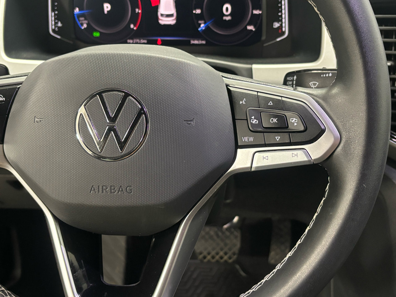 Used 2023 Volkswagen Atlas SE w/ Technology Package w/ Black Wheel Package image 40