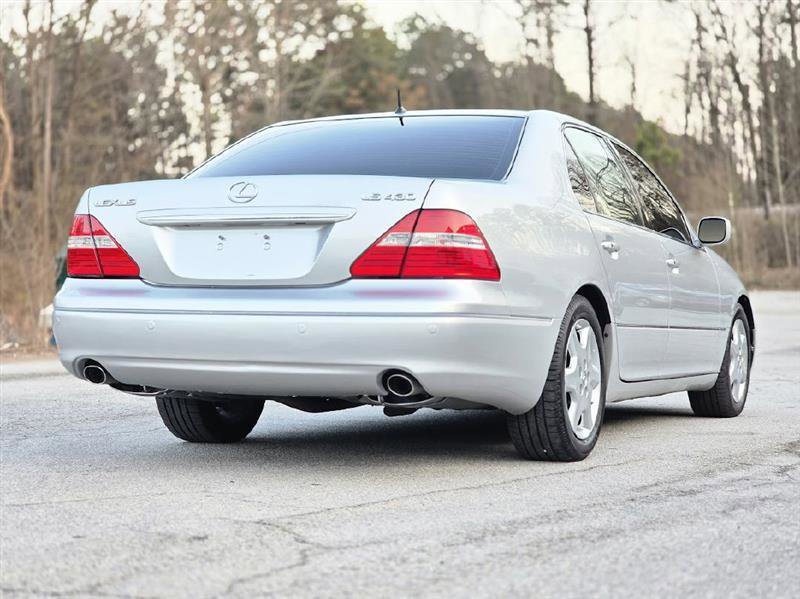 Used 2004 Lexus LS 430 image 10