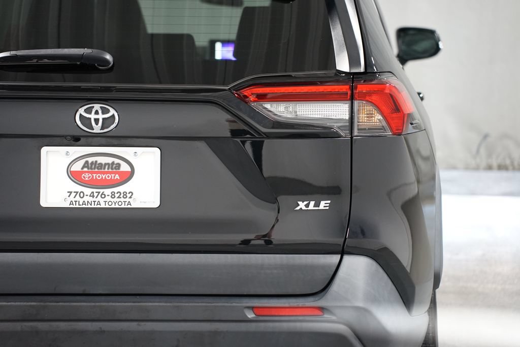Certified 2023 Toyota RAV4 XLE w/ Convenience Package FWD image 10