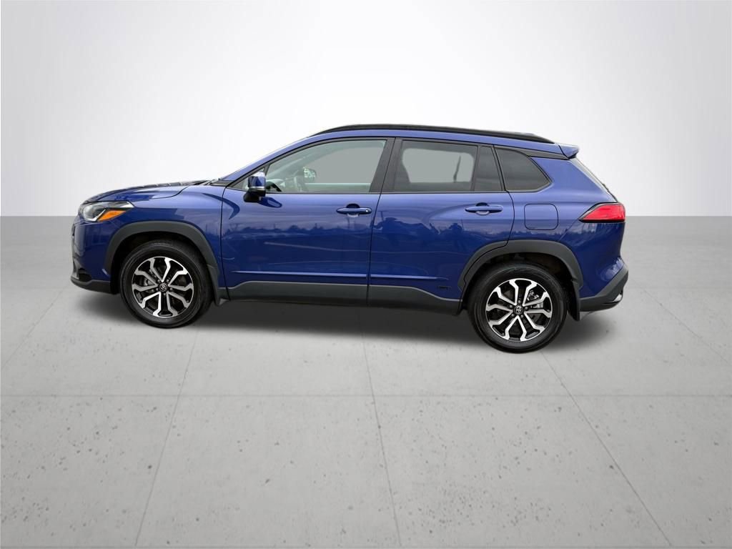 Used 2024 Toyota Corolla Cross SE image 9