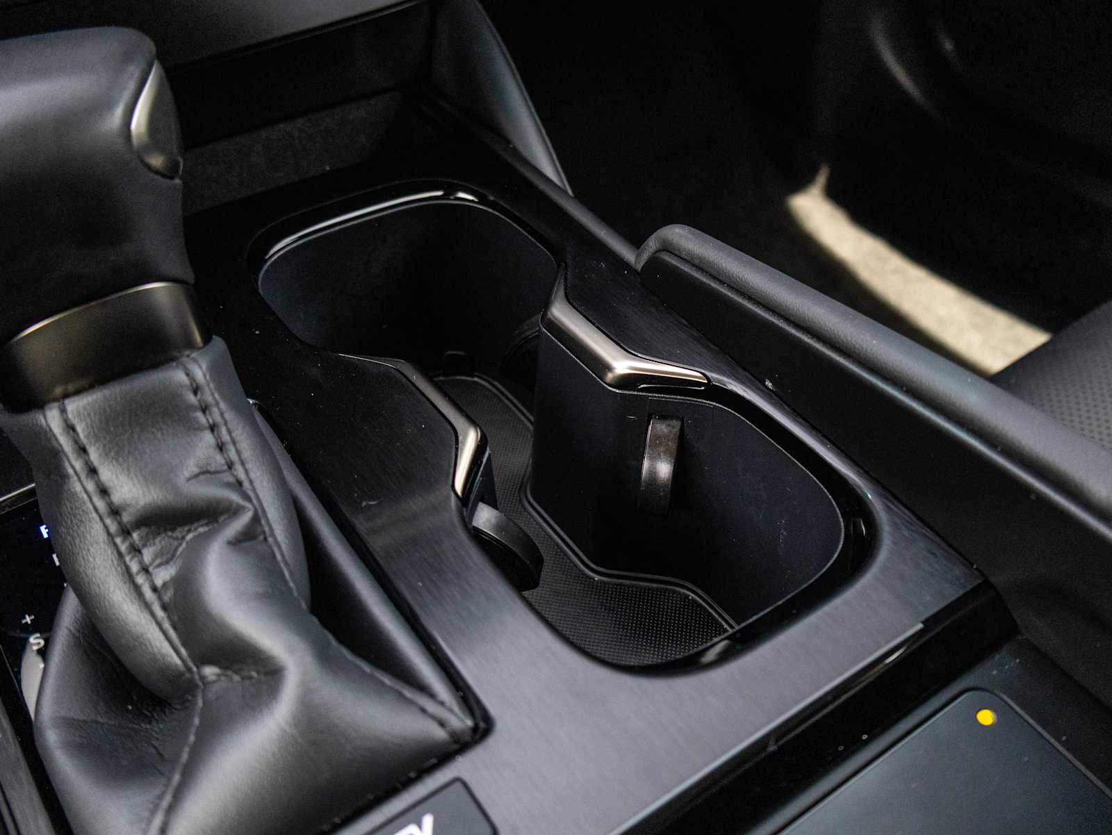 Used 2025 Lexus ES 300h w/ Premium Package image 25