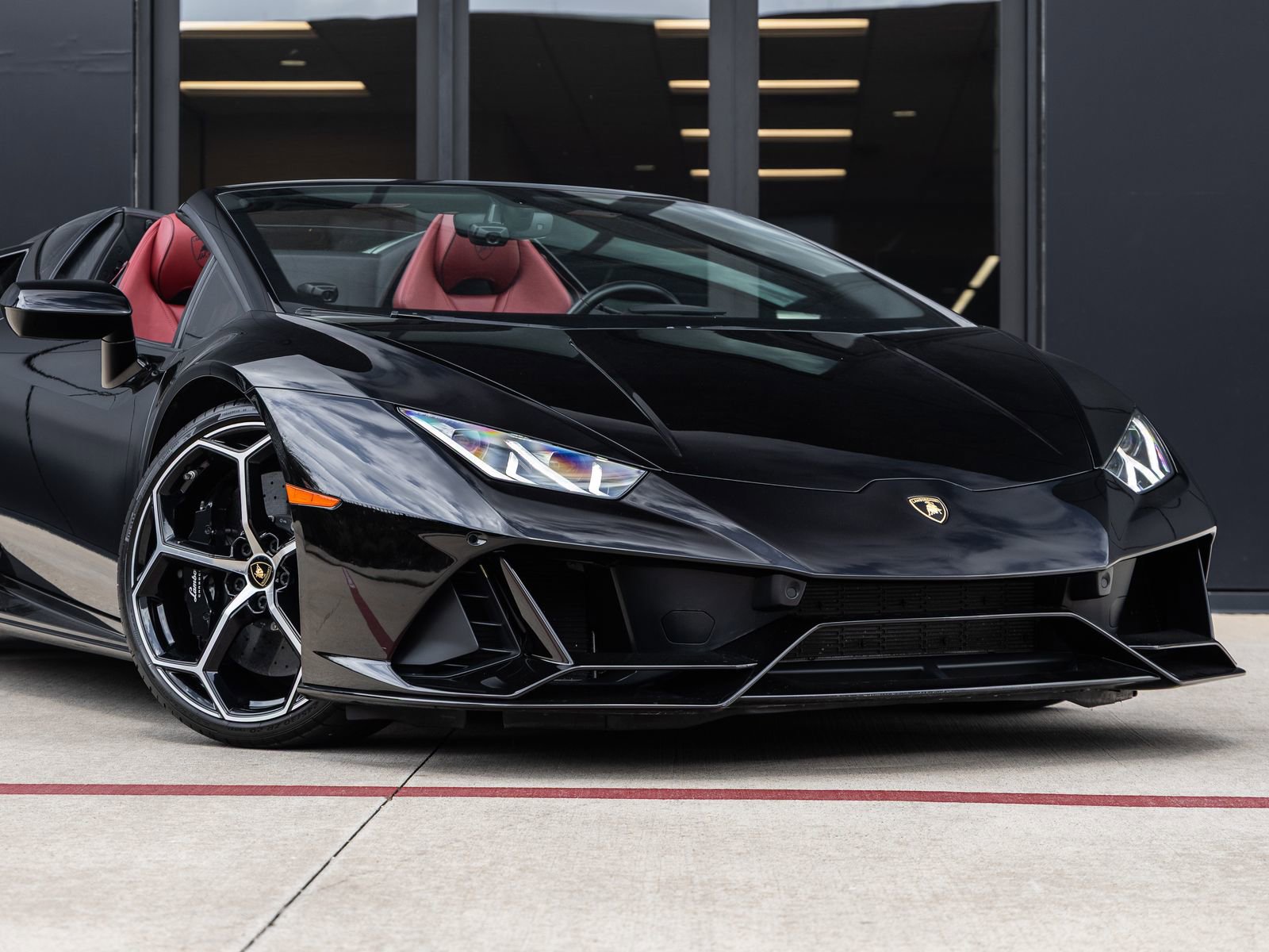 Used 2020 Lamborghini Huracan EVO image 5
