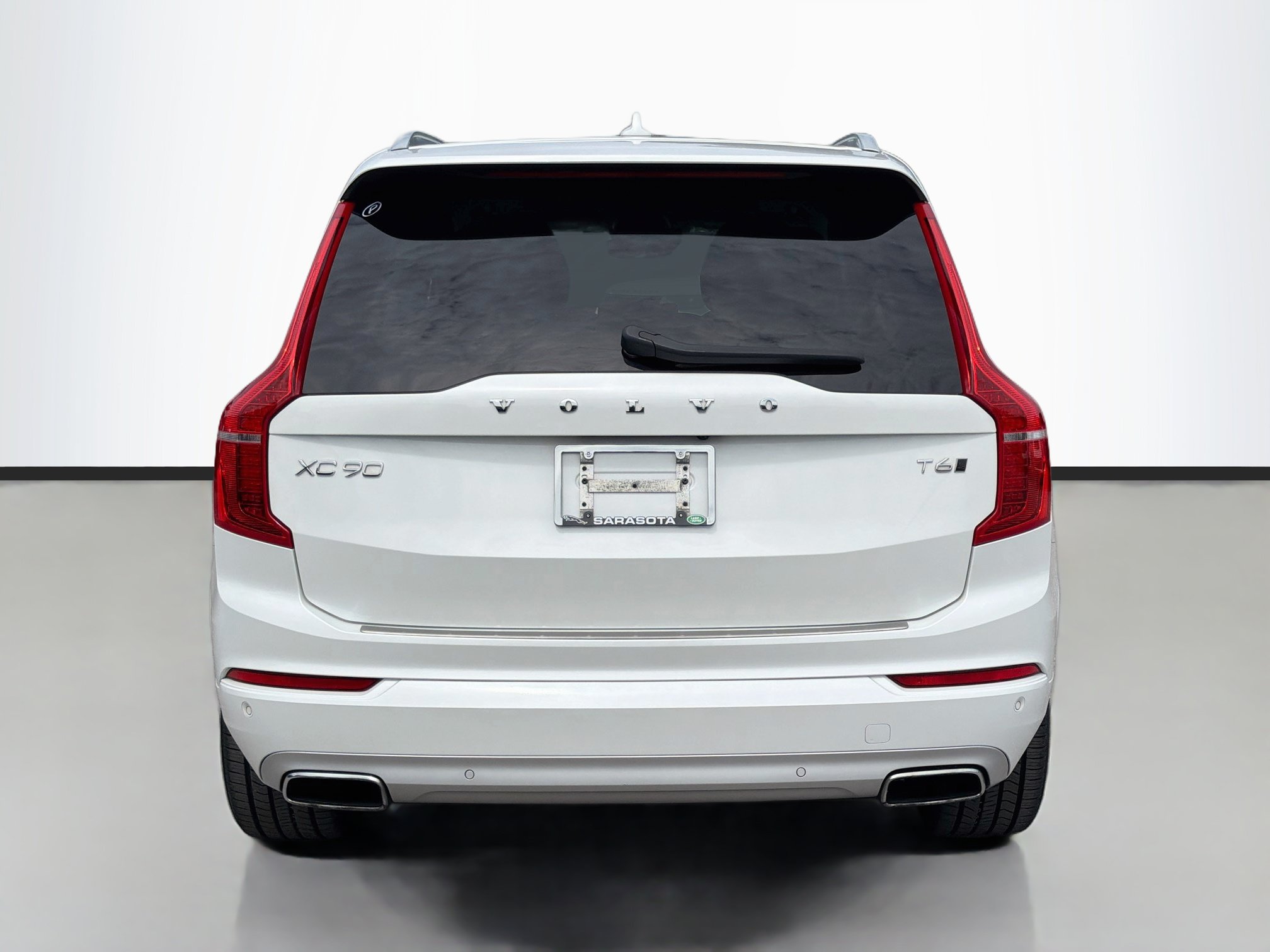 Used 2020 Volvo XC90 T6 Momentum w/ Protection Package Premier AWD/4WD image 4