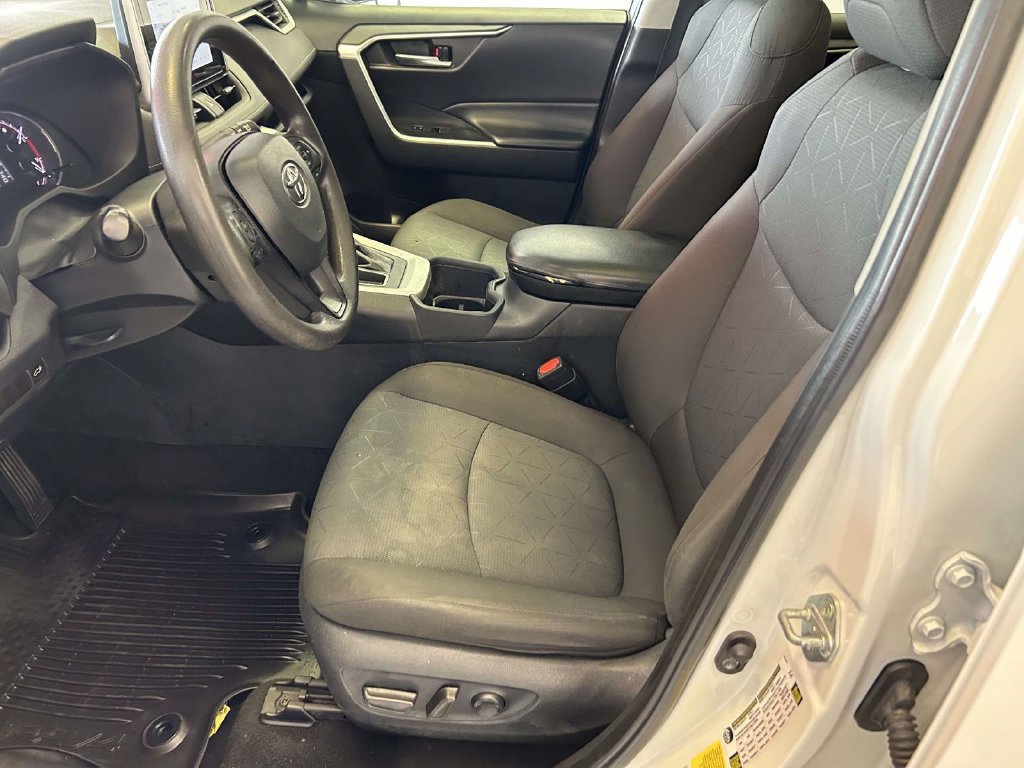 Certified 2024 Toyota RAV4 XLE w/ Convenience Package FWD image 13