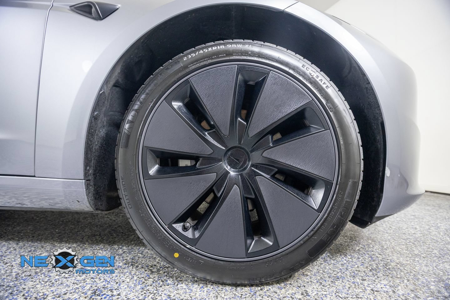 Used 2025 Tesla Model 3 Long Range RWD image 42