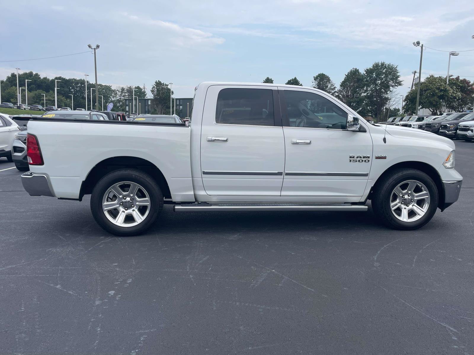 Used 2017 RAM 1500 Lone Star RWD image 8