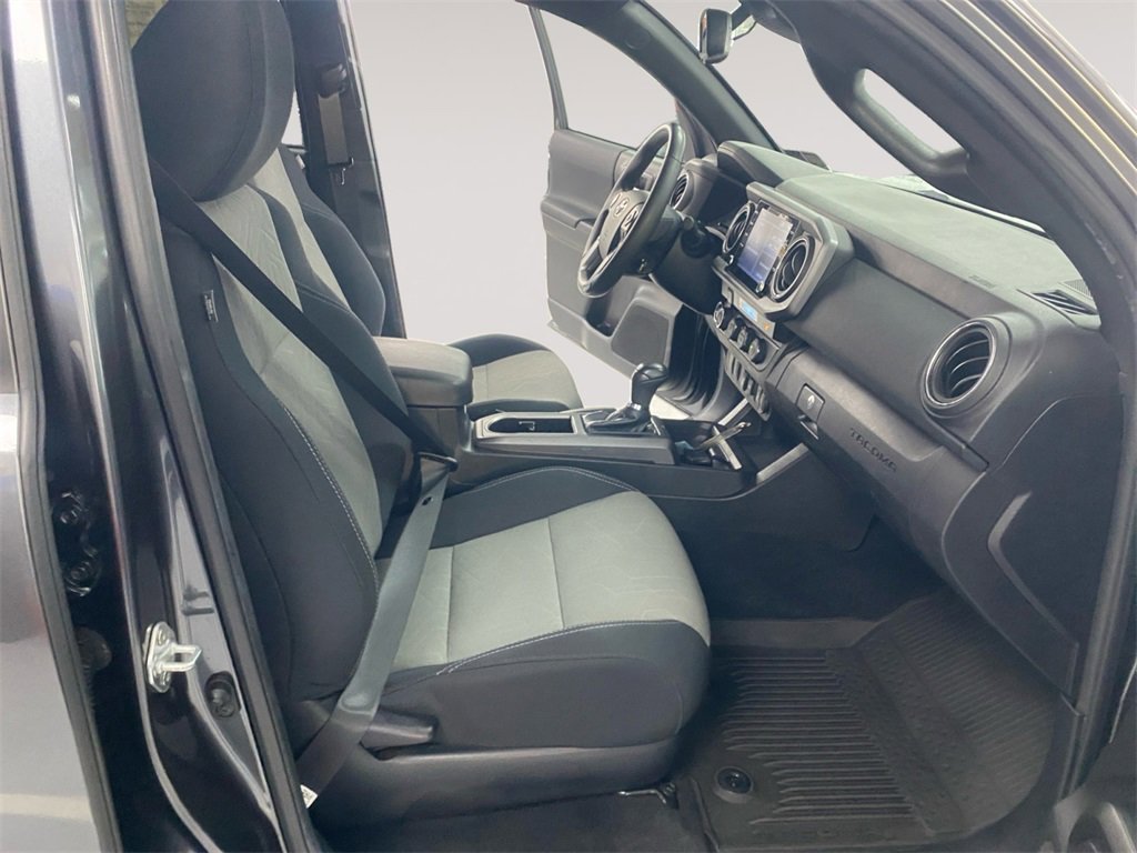 Used 2023 Toyota Tacoma TRD Sport image 15