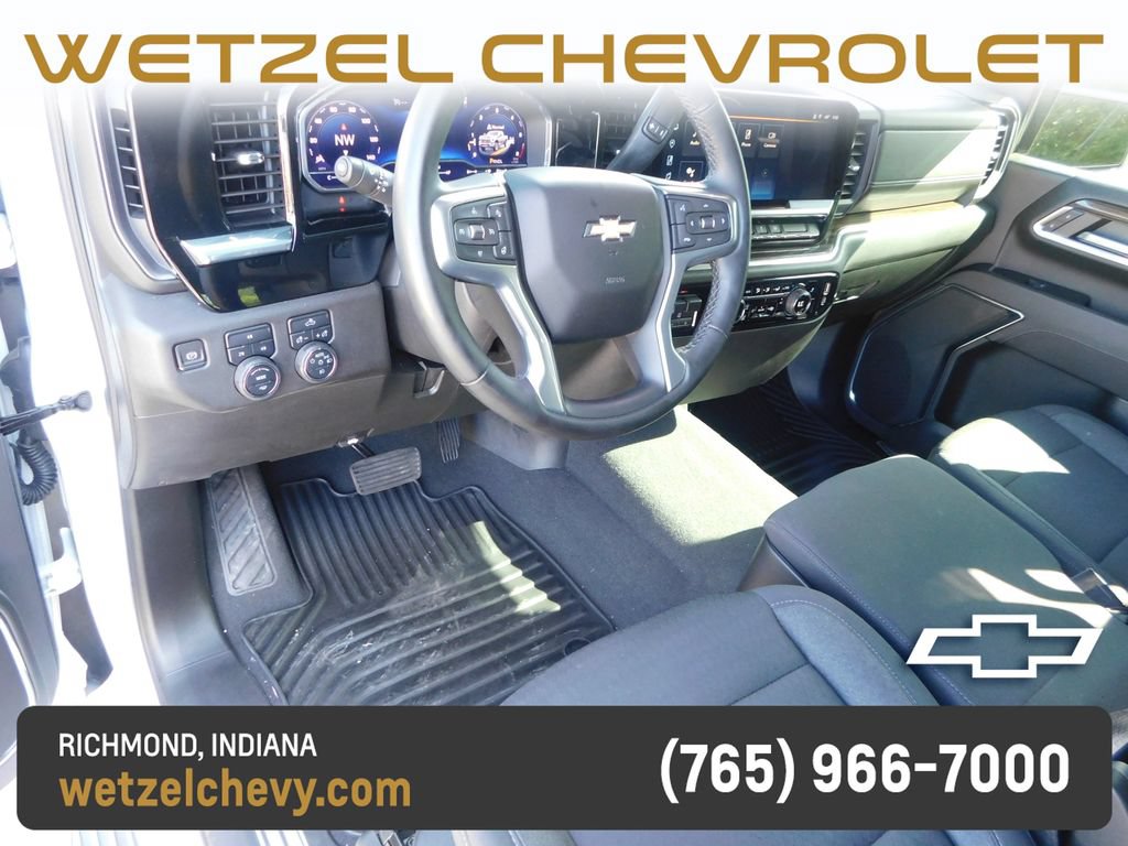 Used 2024 Chevrolet Silverado 2500 LT w/ Convenience Package AWD/4WD image 18