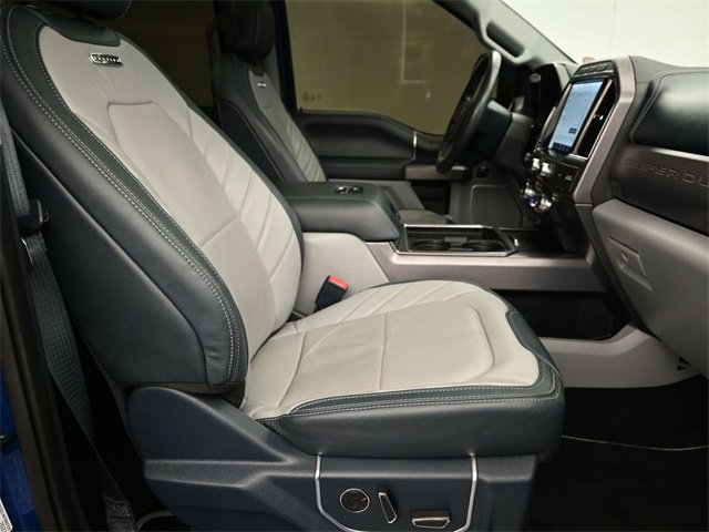 Used 2022 Ford F450 Limited image 12