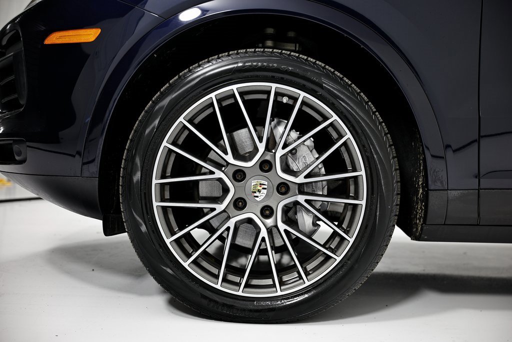 Certified 2020 Porsche Cayenne image 13