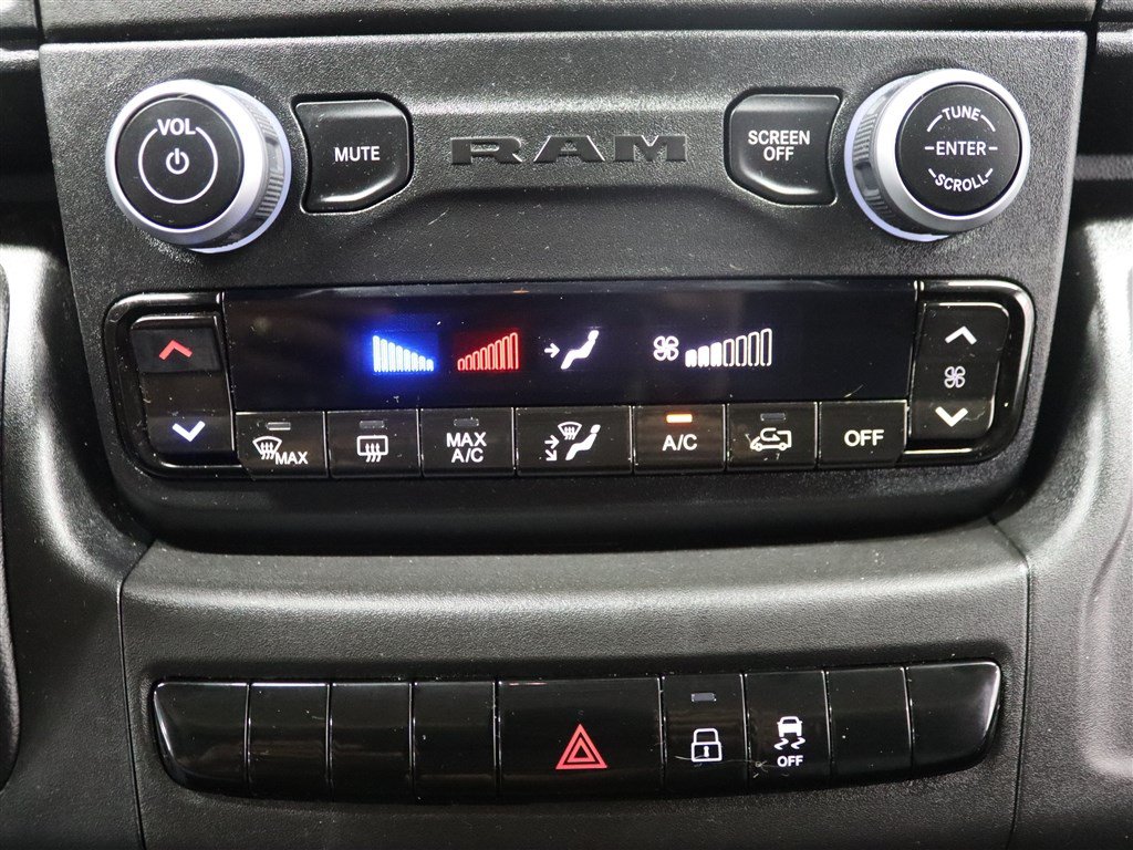 Used 2023 RAM ProMaster 2500 FWD image 32