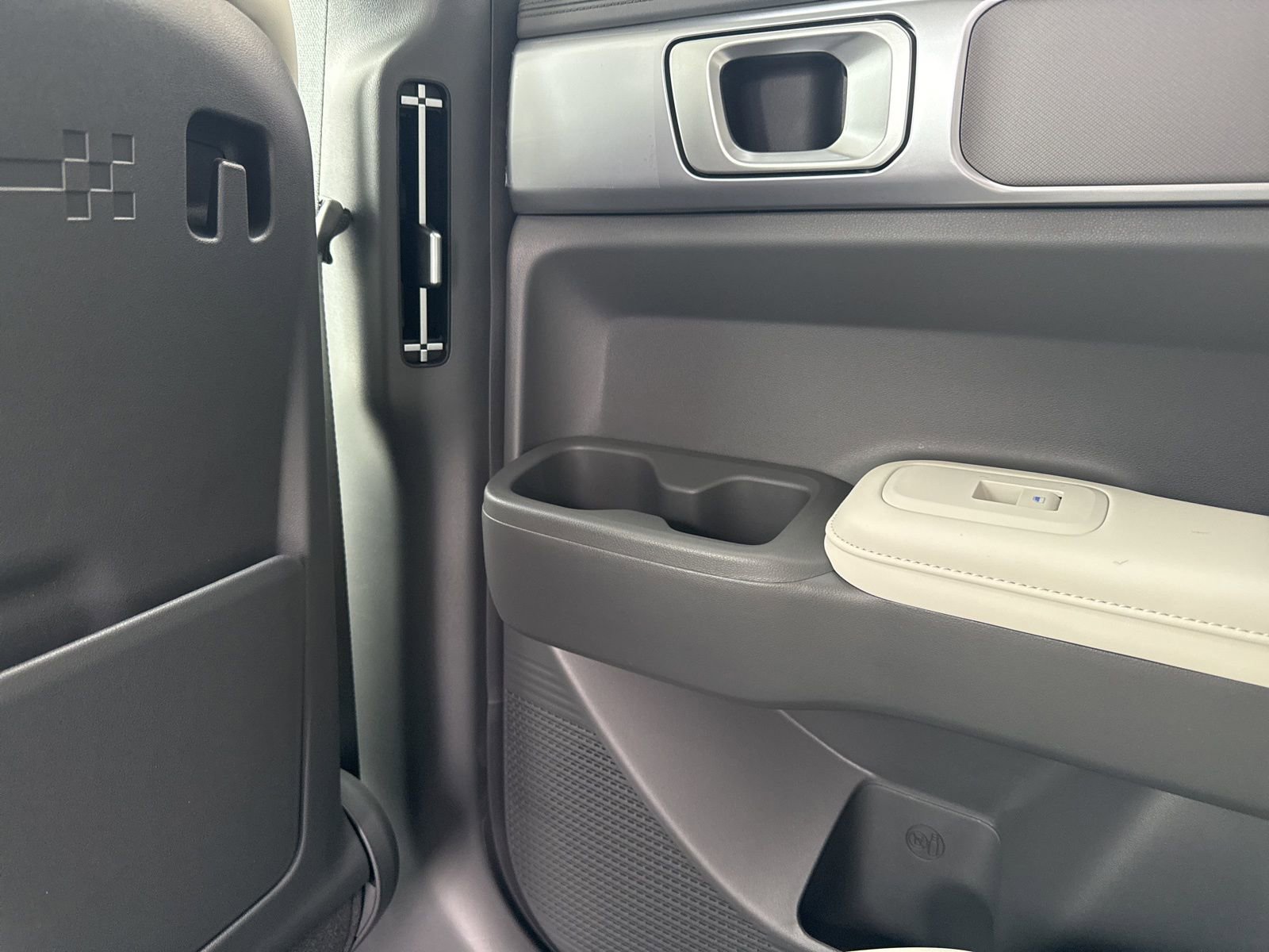 Used 2026 Hyundai Santa Fe SEL image 21