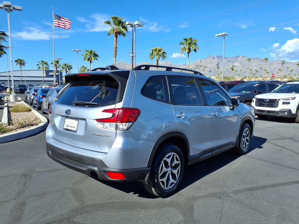 Certified 2024 Subaru Forester Premium AWD/4WD image 10