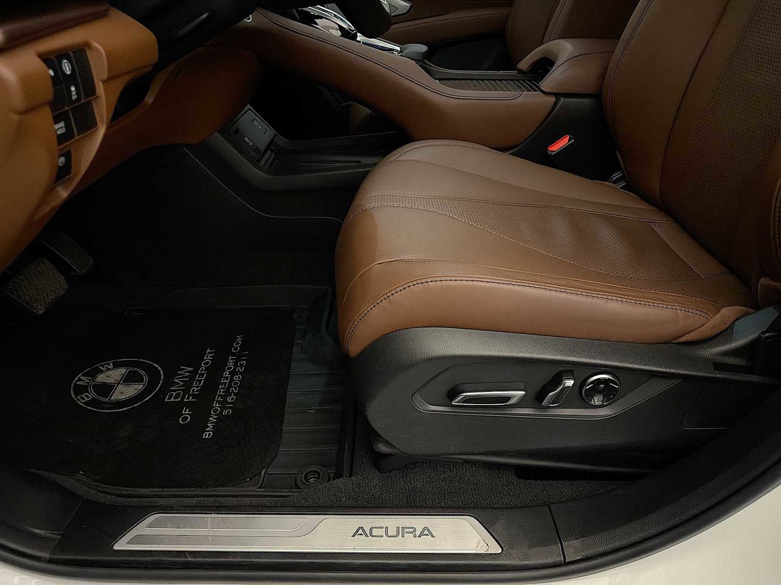 Used 2024 Acura RDX SH-AWD w/ Technology Package image 10