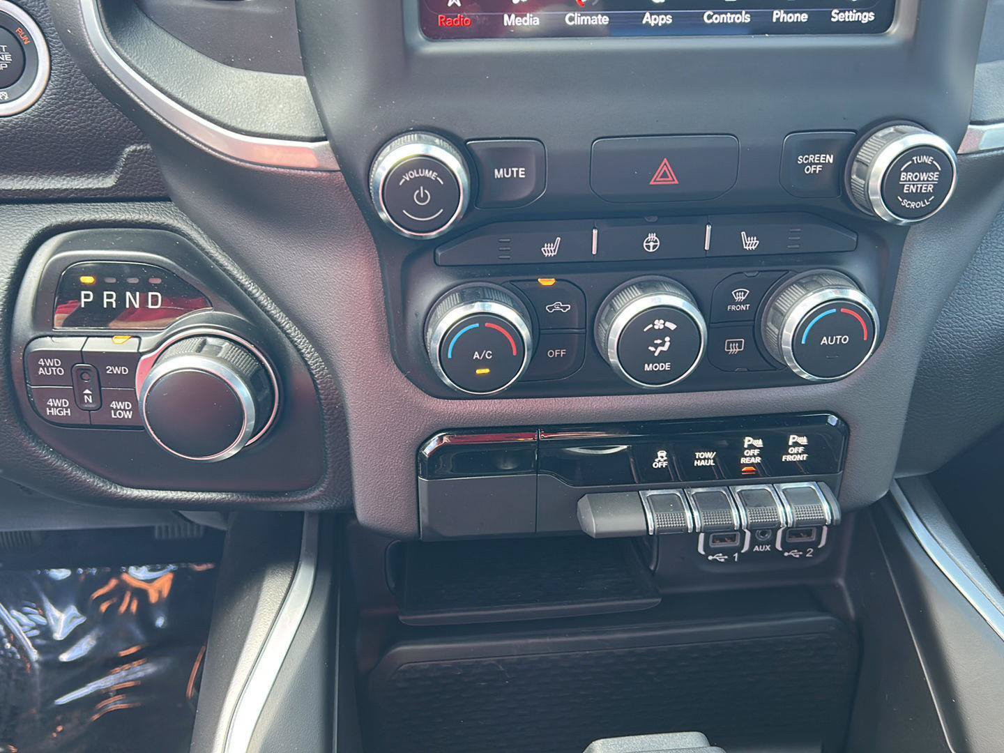 Used 2021 RAM 1500 Big Horn AWD/4WD image 13