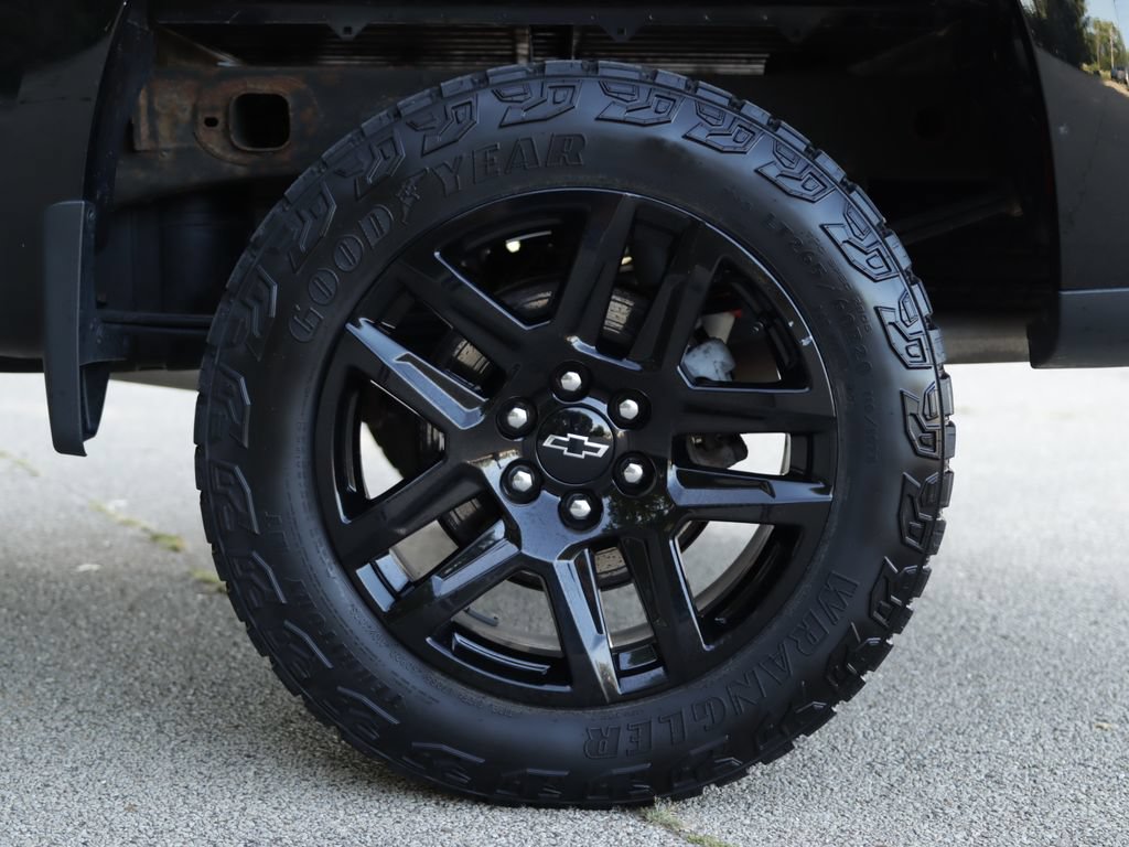 Used 2023 Chevrolet Silverado 1500 Custom Trail Boss w/ LPO, Dark Essentials Package AWD/4WD image 35