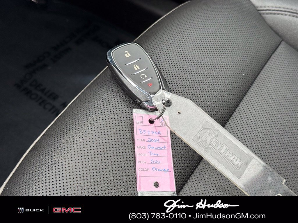 Certified 2024 Chevrolet Trax ACTIV FWD image 36