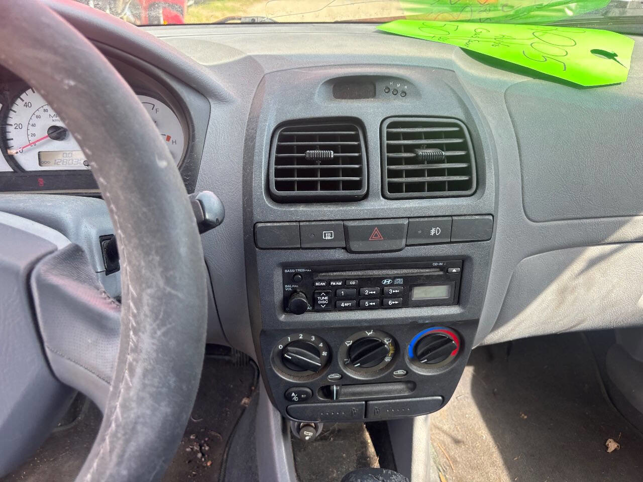 Used 2005 Hyundai Accent GT image 14