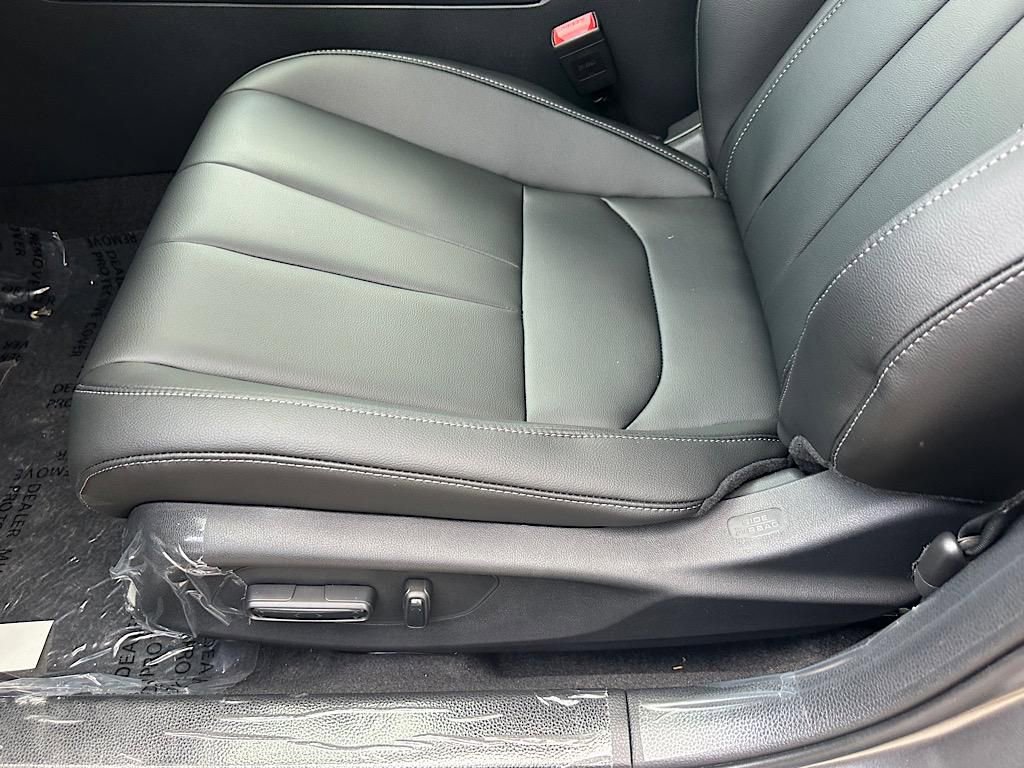 New 2025 Acura Integra A-Spec image 8