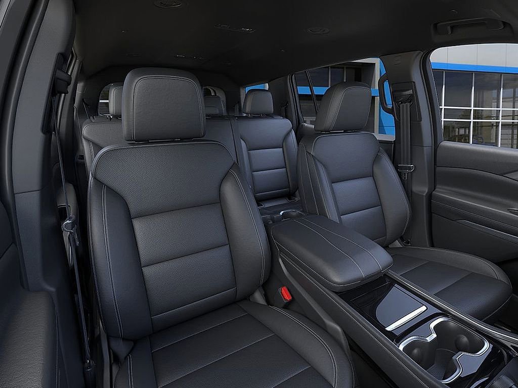 New 2026 Chevrolet Traverse LT w/ LPO, Floor Liner Package image 16