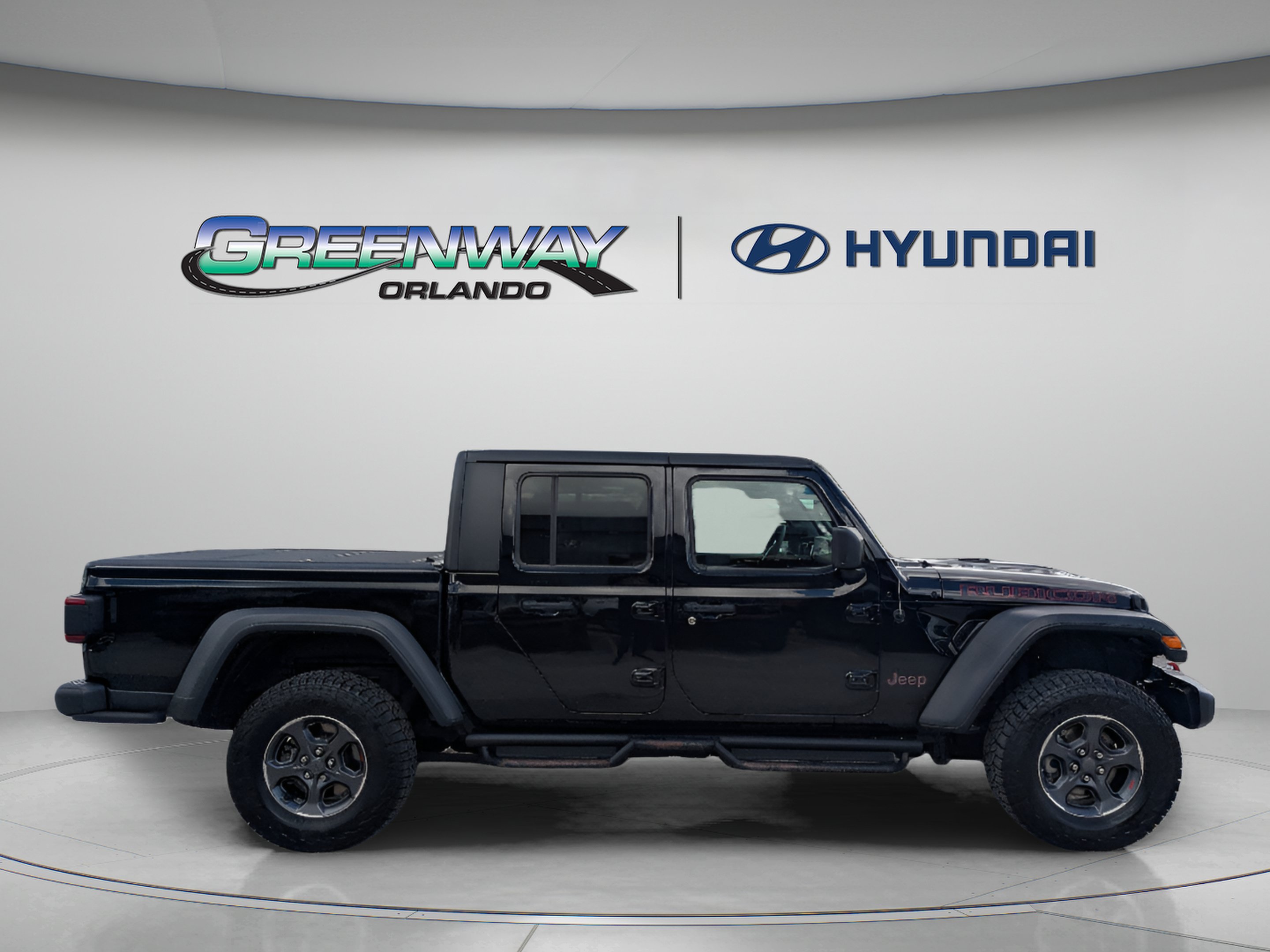 Used 2023 Jeep Gladiator Rubicon w/ LED Lighting Group AWD/4WD image 9