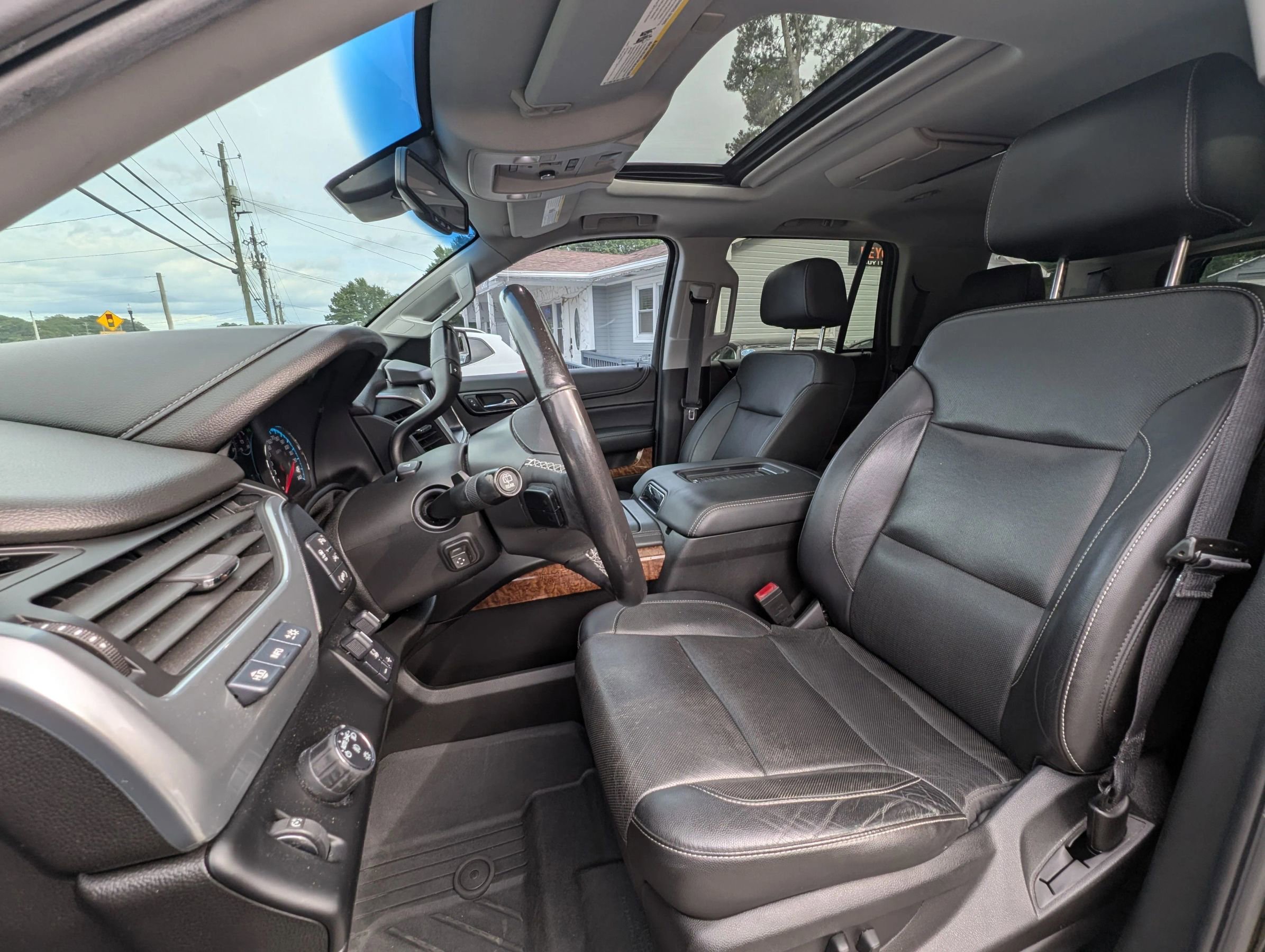 Used 2018 Chevrolet Tahoe Premier RWD image 26