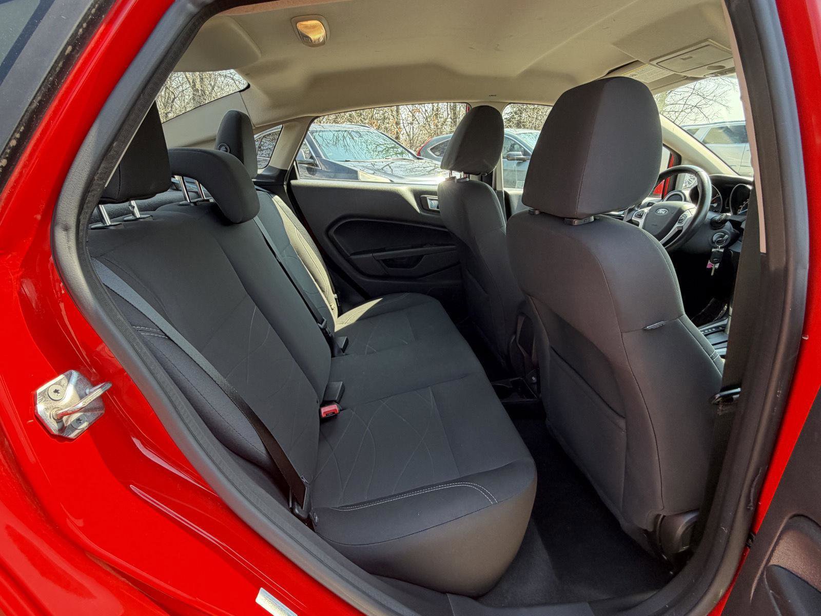 Used 2015 Ford Fiesta SE w/ Comfort Package image 23