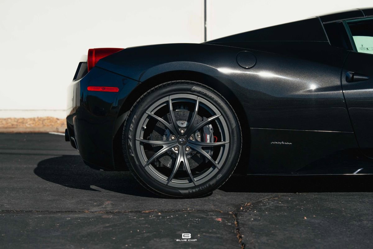 Used 2014 Ferrari 458 Spider image 10