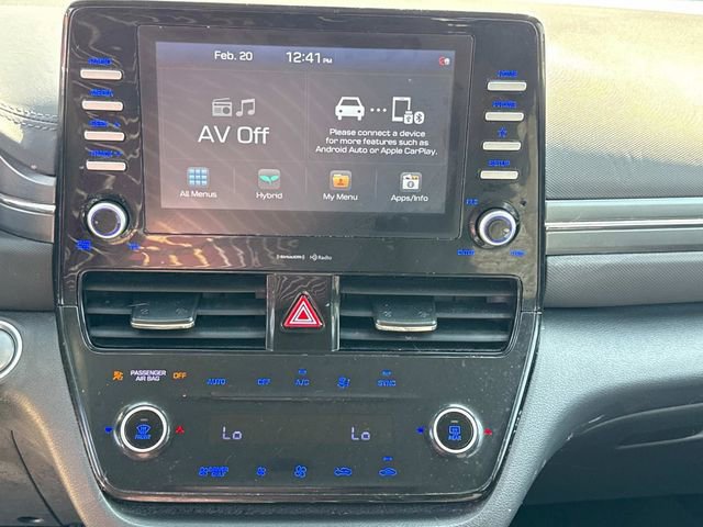 Used 2020 Hyundai Ioniq SE image 31